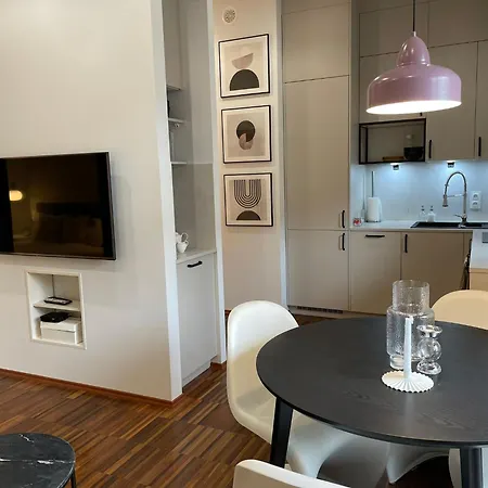 Elegancki Apartament Od Dziedzinca, 60M2, Parking, Rynek 700 M Appartement