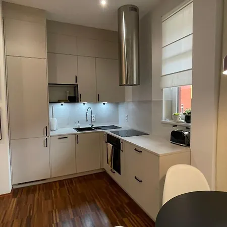 דירה Elegancki Od Dziedzinca, 60m2, Parking, Rynek 700 M *