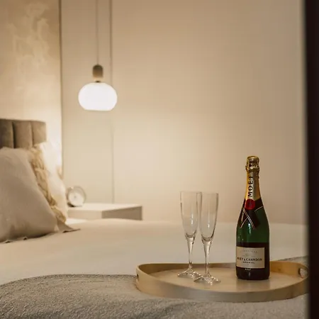Elegancki Apartament Od Dziedzinca, 60M2, Parking, Rynek 700 M Wrocław