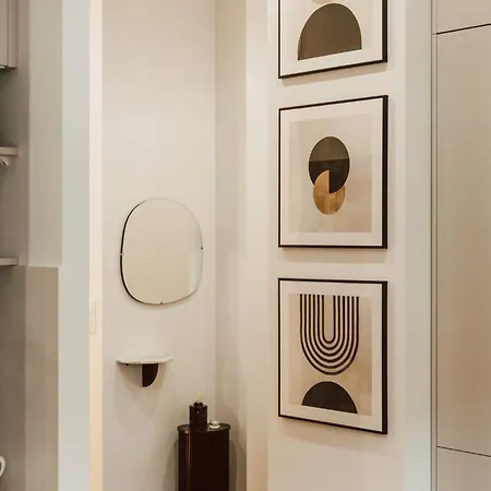 דירה Elegancki Od Dziedzinca, 60m2, Parking, Rynek 700 M