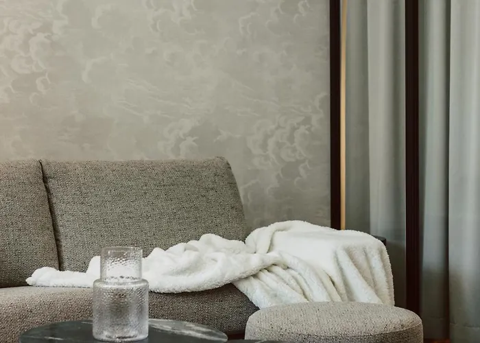 דירה Elegancki Od Dziedzinca, 60m2, Parking, Rynek 700 M *