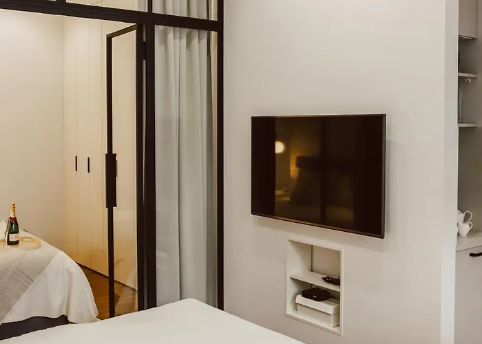 Elegancki Od Dziedzinca, 60m2, Parking, Rynek 700 M * ורוצלב