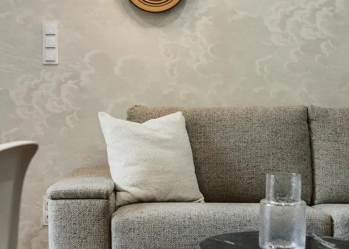 דירה Elegancki Od Dziedzinca, 60m2, Parking, Rynek 700 M *