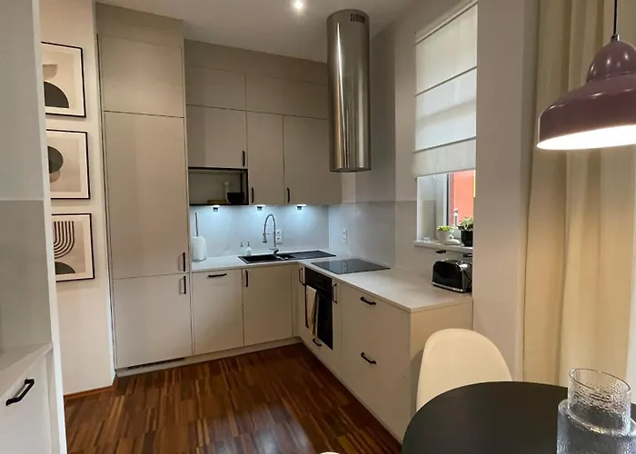 דירה Elegancki Od Dziedzinca, 60m2, Parking, Rynek 700 M *