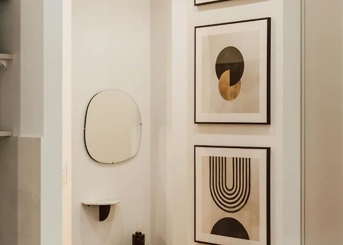 דירה Elegancki Od Dziedzinca, 60m2, Parking, Rynek 700 M