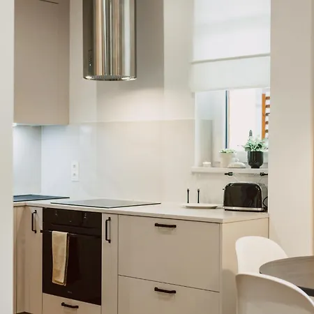 Апартаменты Elegancki Od Dziedzinca, 60m2, Parking, Rynek 700 M Вроцлав